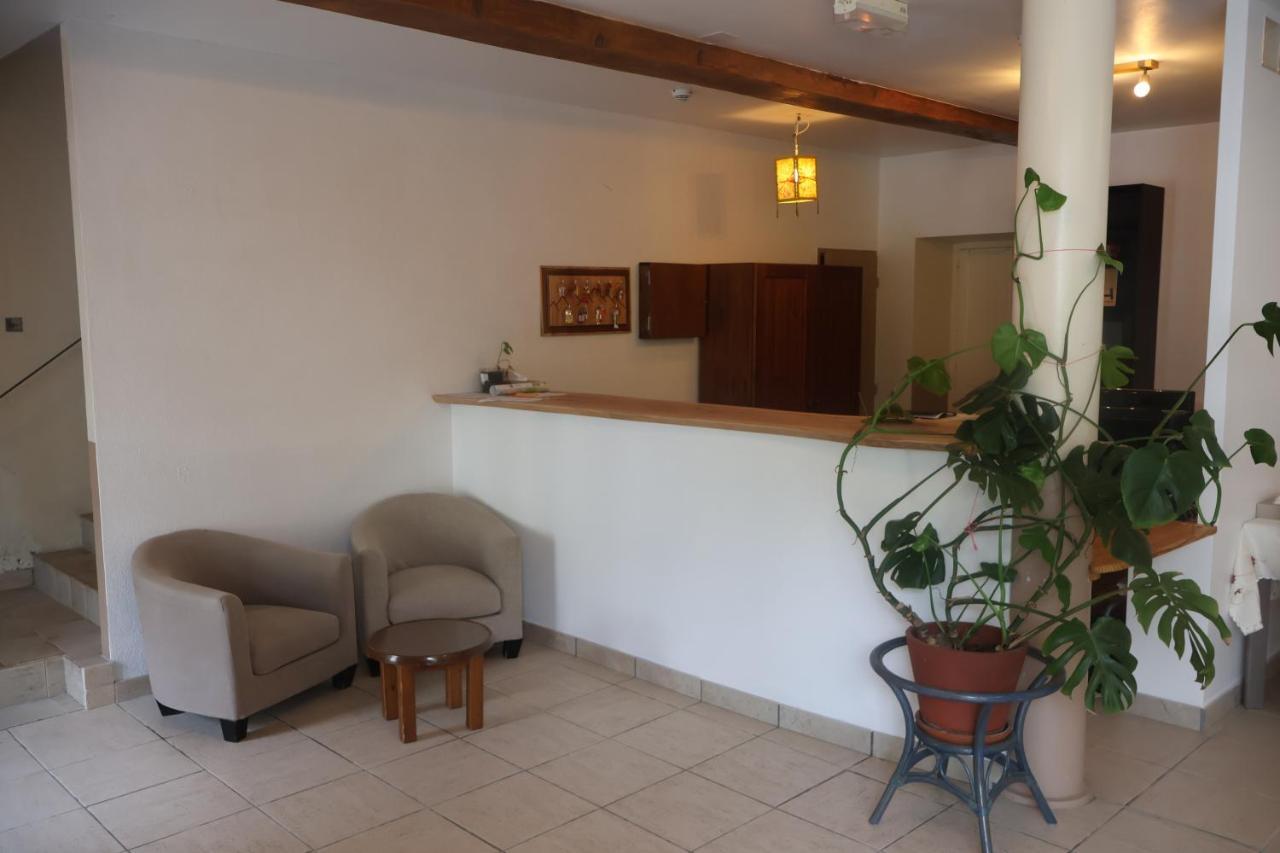 Solfe Backpacker Hostel ลูซ-แซ็ง-โซเวอร์ ภายนอก รูปภาพ