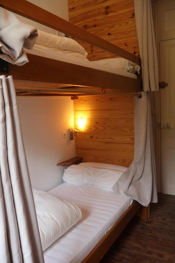 Solfe Backpacker Hostel ลูซ-แซ็ง-โซเวอร์ ภายนอก รูปภาพ